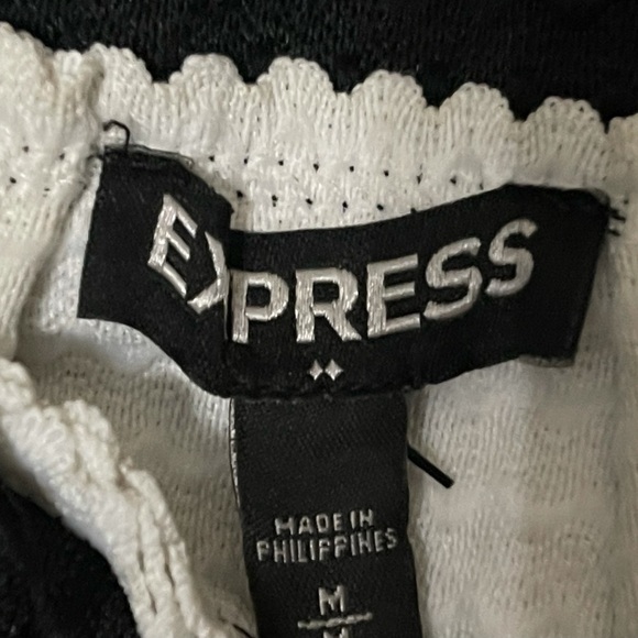 EXPRESS Black & White Striped Mini Skirt Elastic Waist Womens Size M - Picture 5 of 13